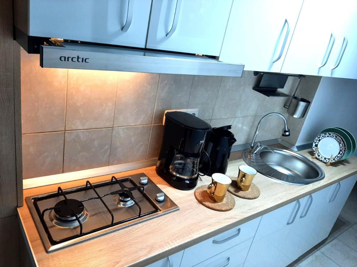 Ultracentral Studio For 4 Bukurešť Exteriér fotografie